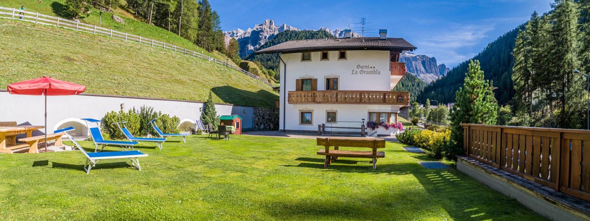 Garni La Grambla Hotel Селва ди Вал Гардена Екстериор снимка